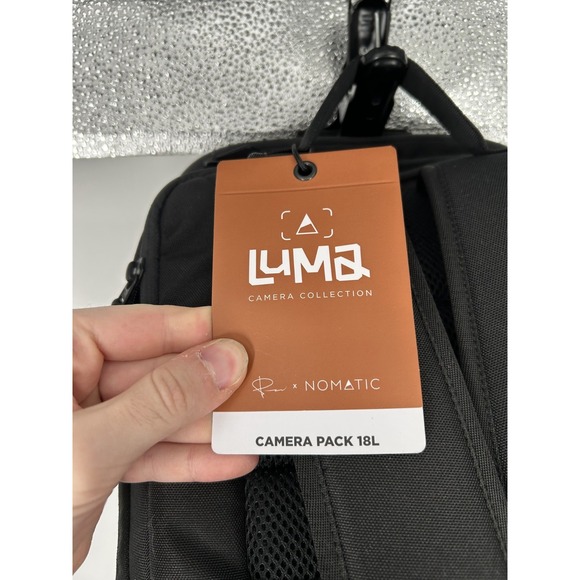 Nomatic Luma Camera Pack 18L Black Camera Backpack Adjustable Shoulder Straps